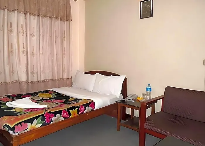 Hana Hotel *